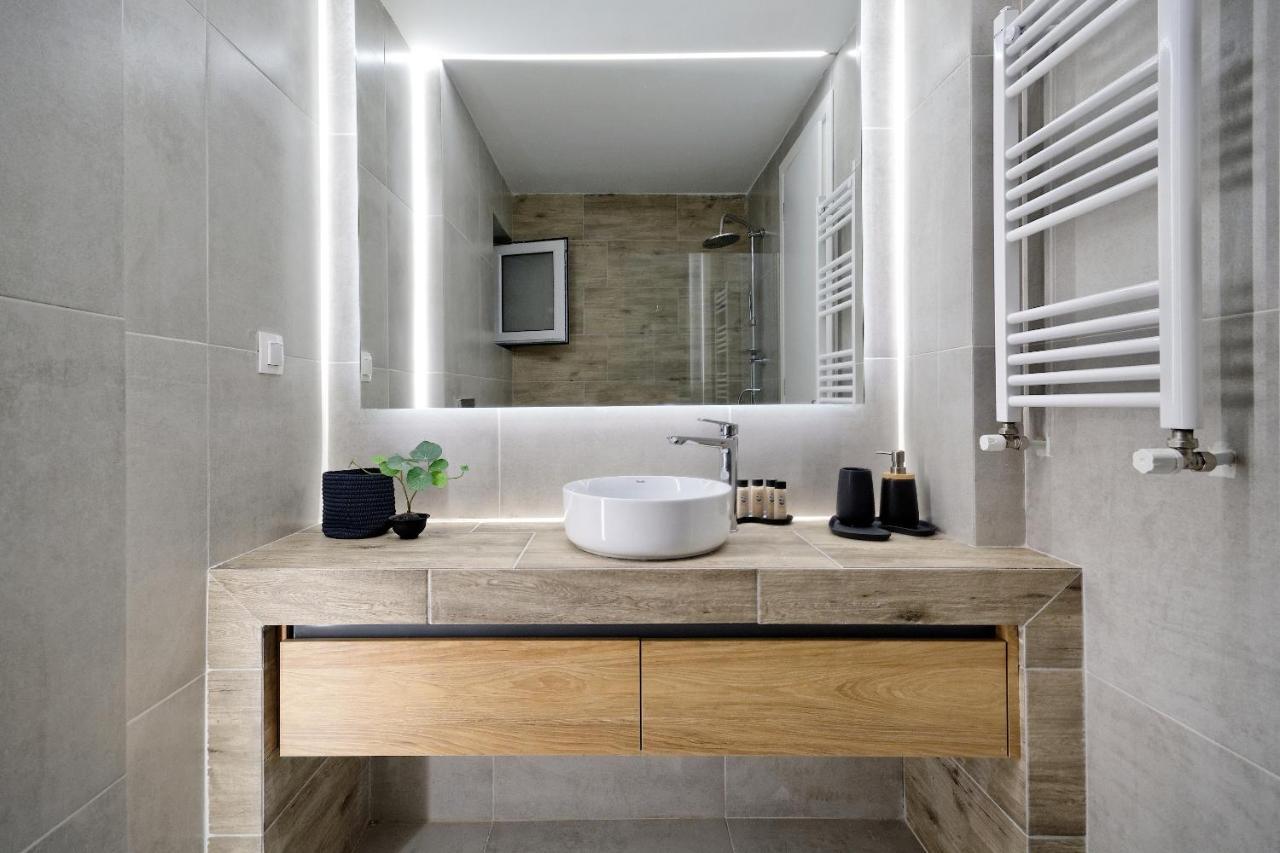 Elegant Big Apartment In Athens Center With Balcony 外观 照片